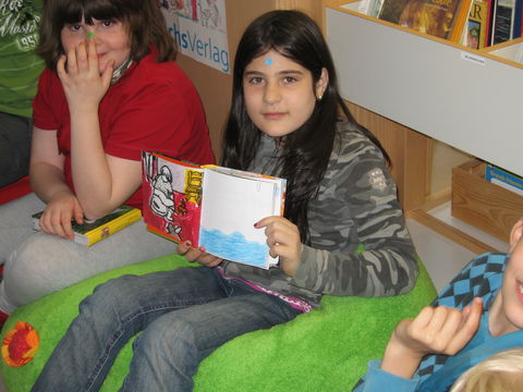 MRBiblio09.jpg
